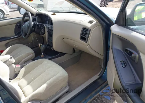 2003 Hyundai Elantra Gls/Gt из США, поврежденный, VIN KMHDN45D83U568642